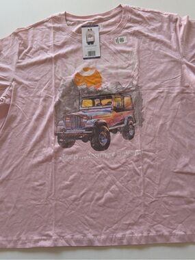 NWT Women's Official Pink Graphic Jeep Tee Size 2XL (D2)
